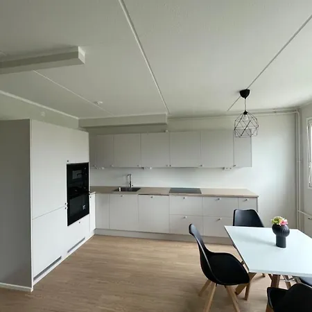 2 Bedroom Sauna, Group Travel, Free *
